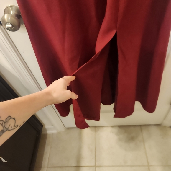 Alexia Admor Nola Short Sleeve A Line Dress Red Size 14 NWT Leg Slit #N643 - Picture 2 of 6